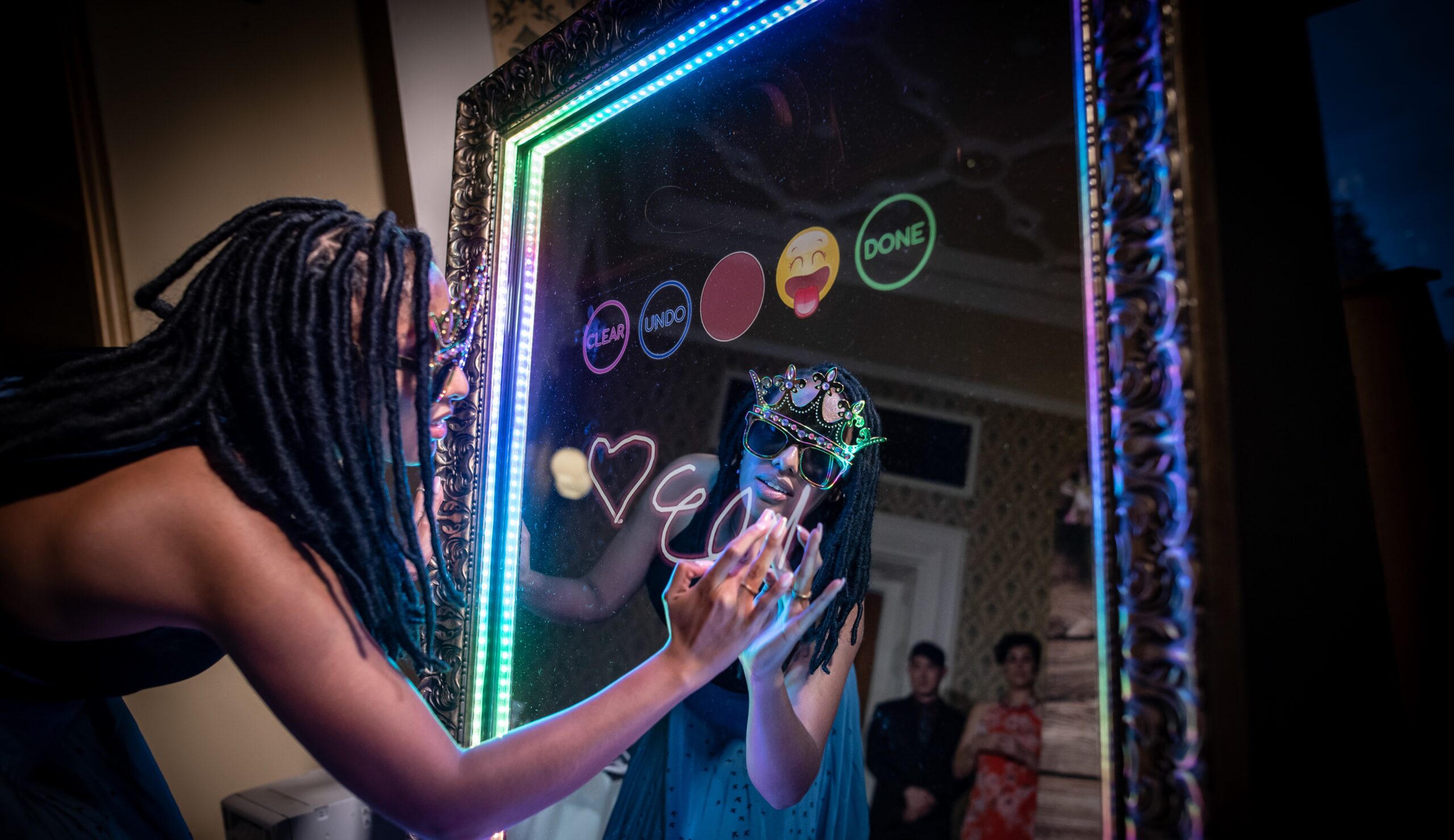 Mirror Booth experience